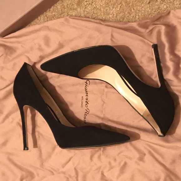 Gianvito Rossi Shoes - Gianvito Rossi Black Suede Heels 39 or 9